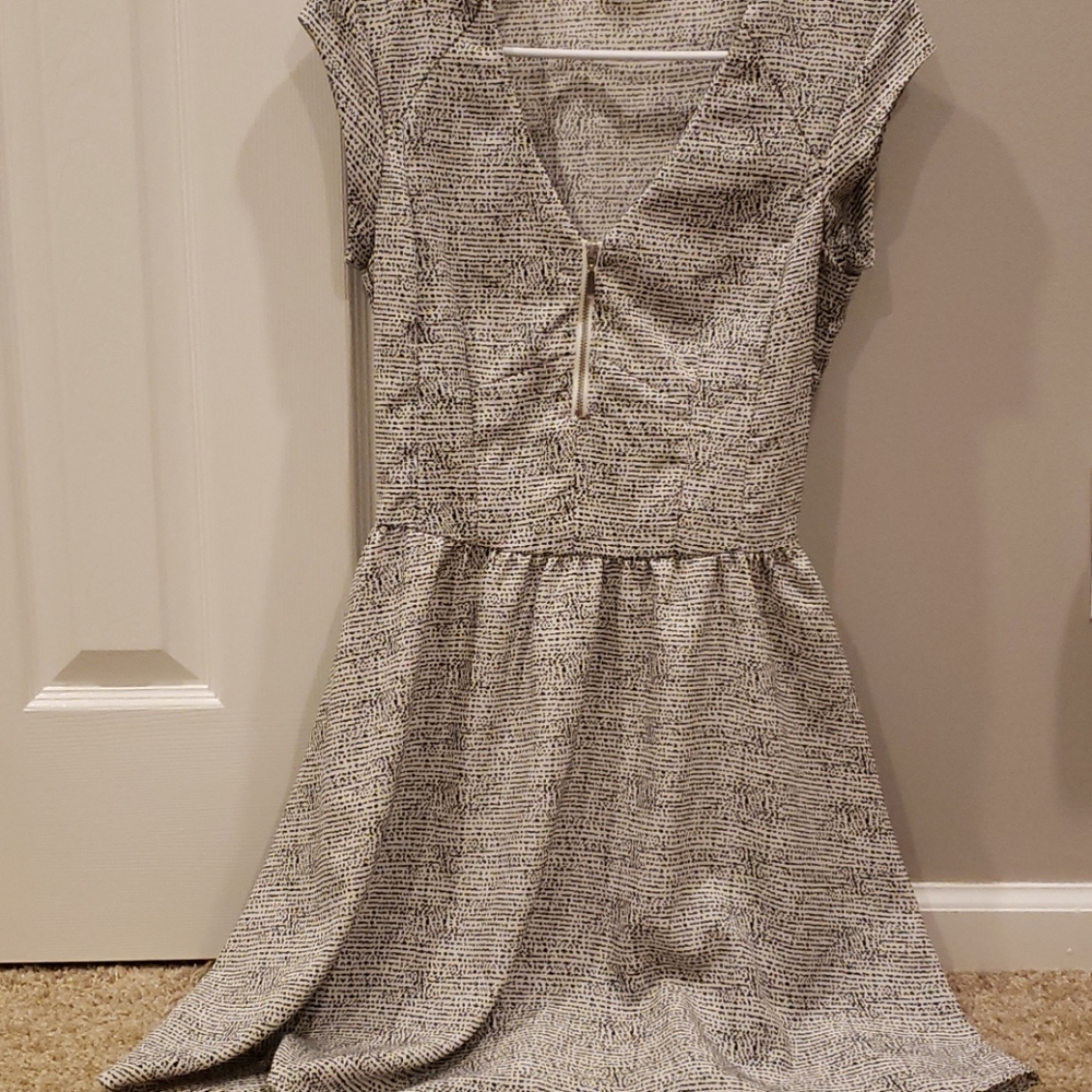 Short dress